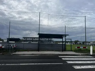 Výměna autobusových přístřešků v Cholupicích