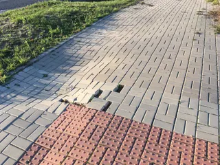 Oprava chodníků – Před